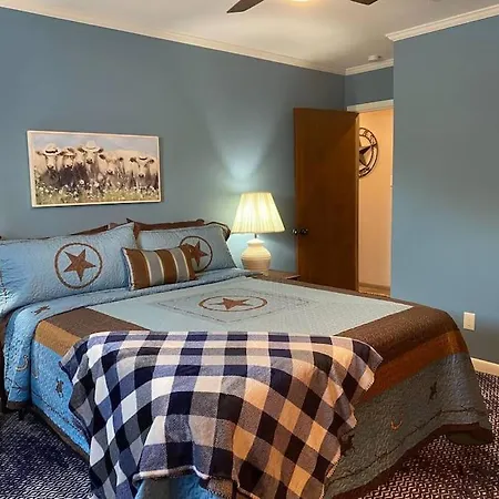 Villa Stockyards! Walk 3 Blocks-Ranch House Sleeps 8 à Fort Worth Extérieur photo