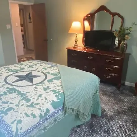 Villa Stockyards! Walk 3 Blocks-Ranch House Sleeps 8 à Fort Worth Extérieur photo